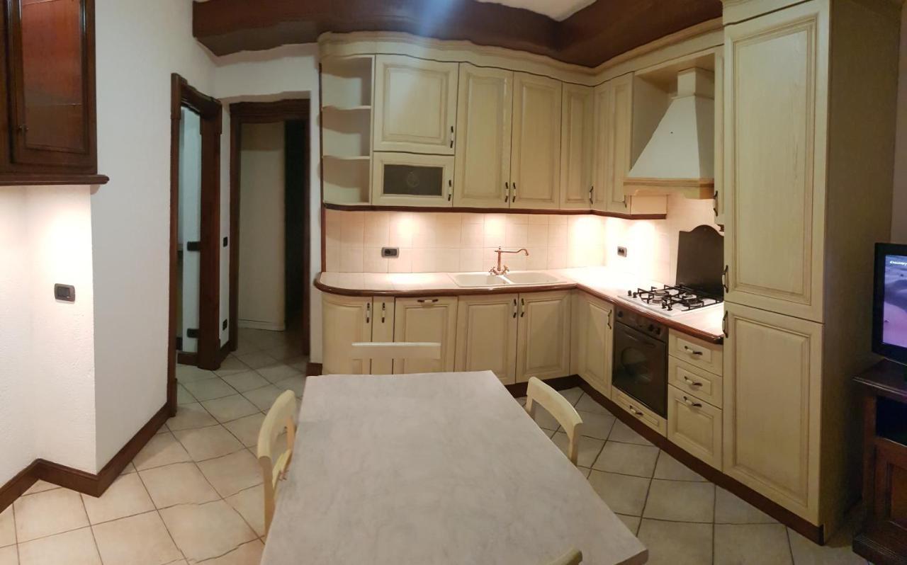 Appartamento Via Sacco Aosta Esterno foto
