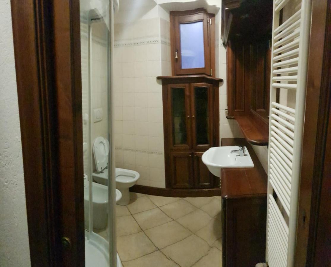 Appartamento Via Sacco Aosta Esterno foto